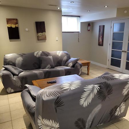 Lovely Guest Entire Apartment Minutes From Ottawa Airport Eksteriør bilde