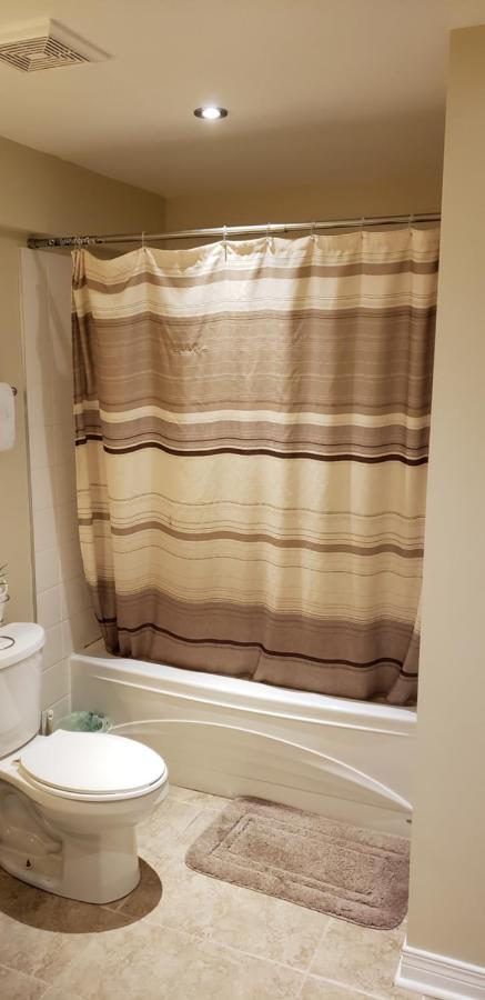 Lovely Guest Entire Apartment Minutes From Ottawa Airport Eksteriør bilde