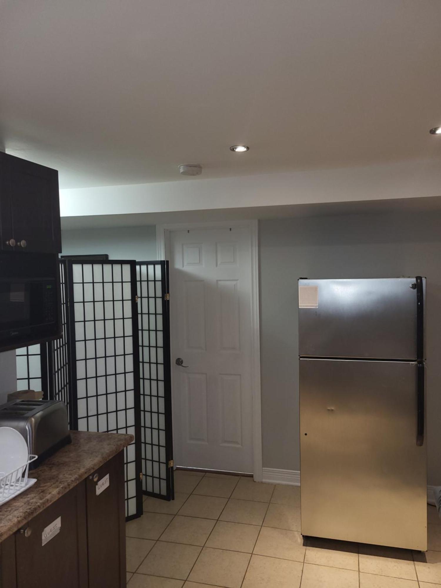 Lovely Guest Entire Apartment Minutes From Ottawa Airport Eksteriør bilde